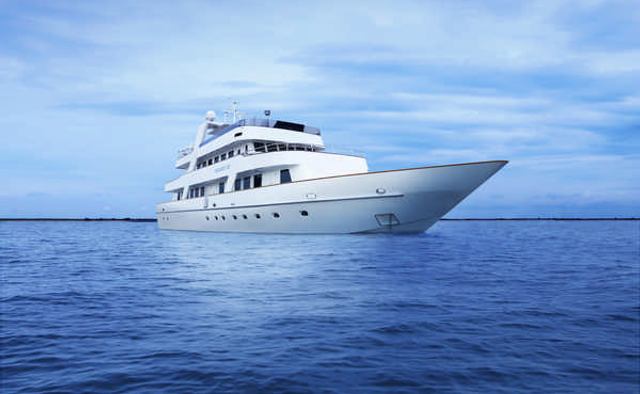 Star Of The Sea Yacht Charter in Singapore