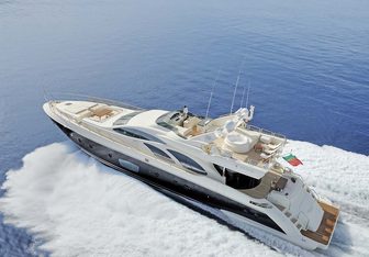 Crystal Yacht Charter in Cannes