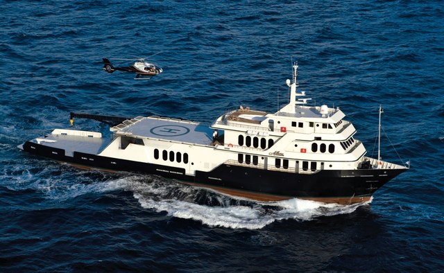 Global Yacht Charter in Portofino