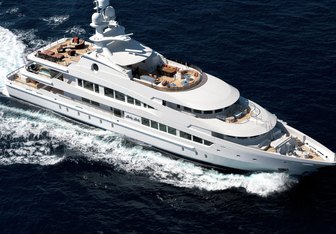 Lucky Lady Yacht Charter in Antigua